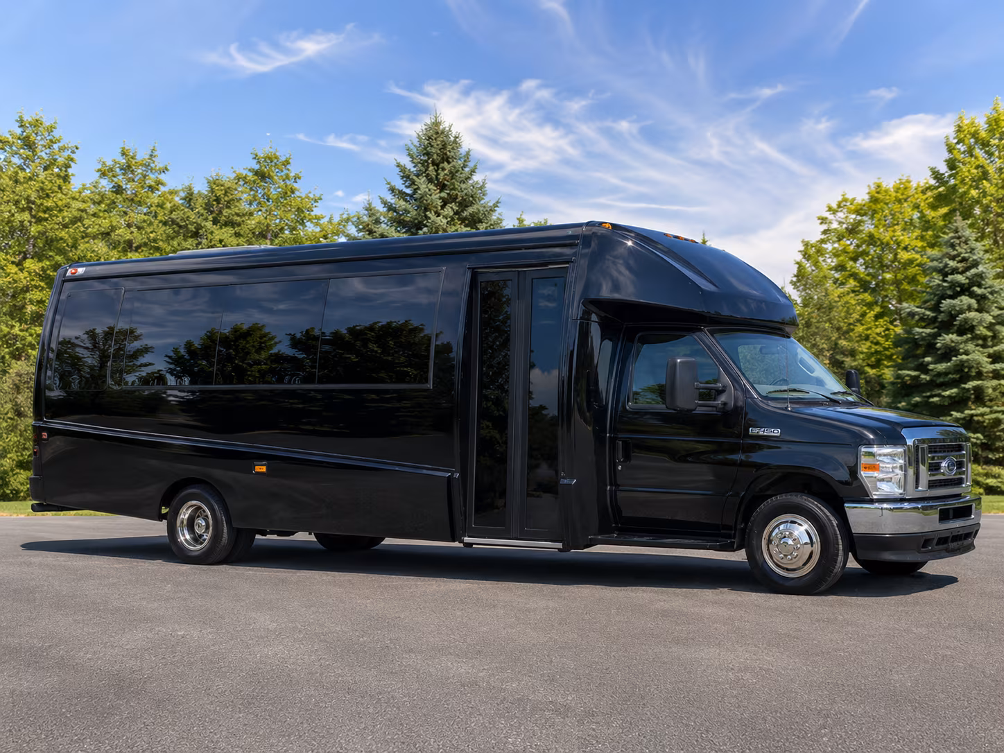 Tallahassee Airport Shuttle & Transportation party bus exterior