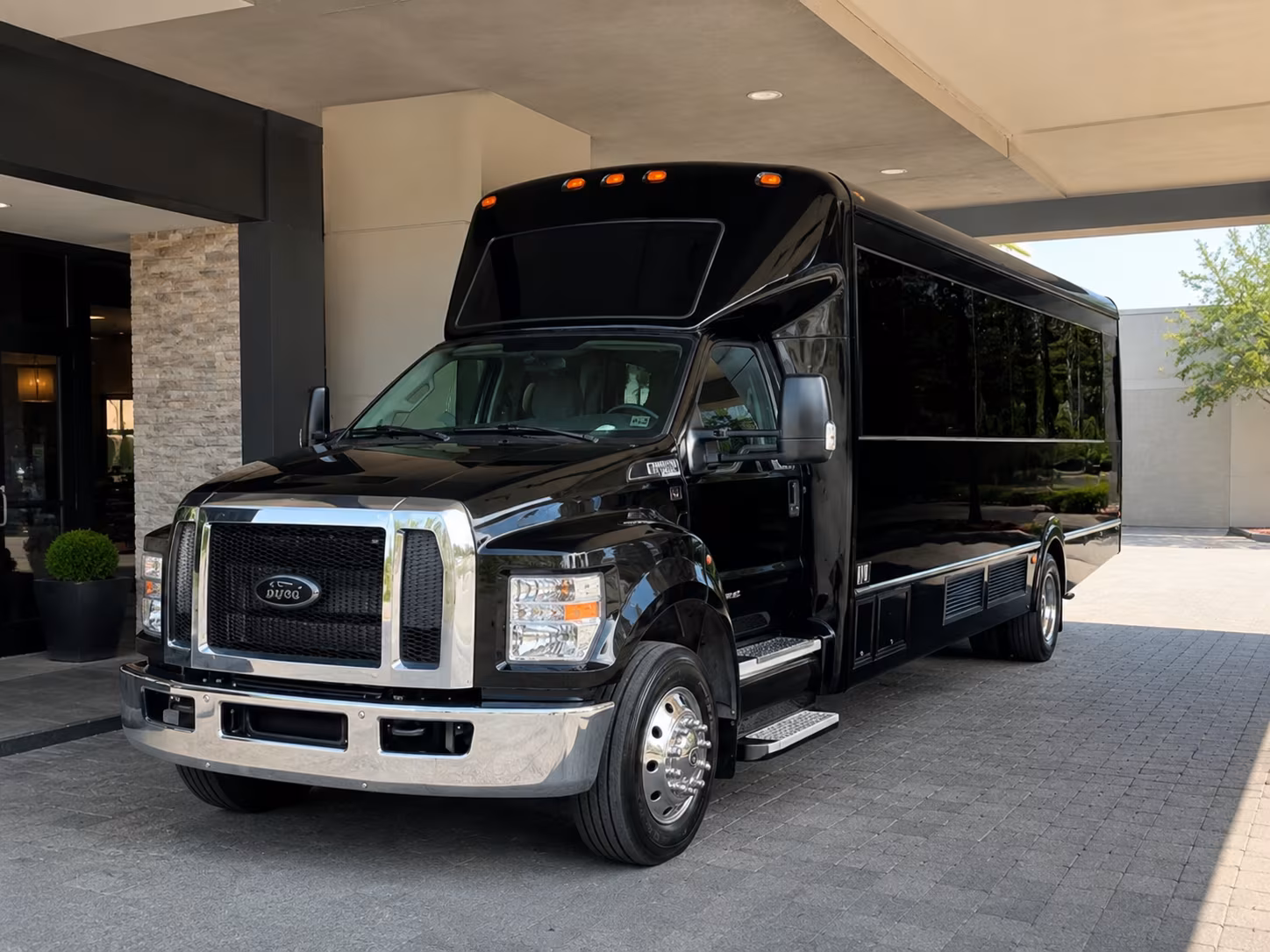 Tallahassee Birthday, Sweet 16, & Quinceañera Transportation pickup coordination